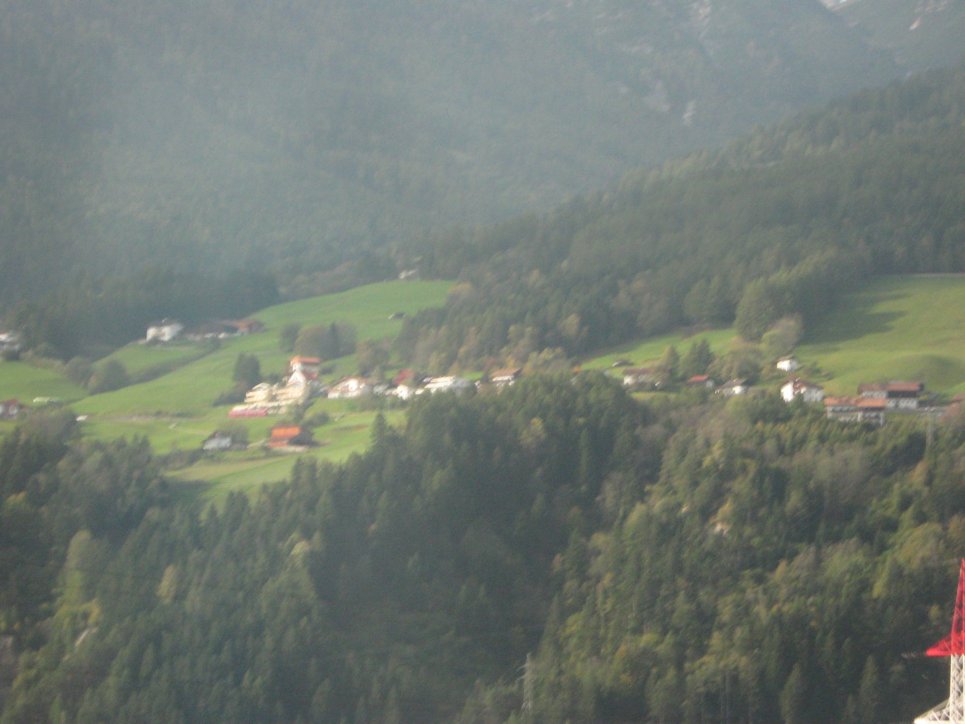 Village on a Green Hillside · সবুজ পাহাড়ের ঢালে গ্রাম, Italy